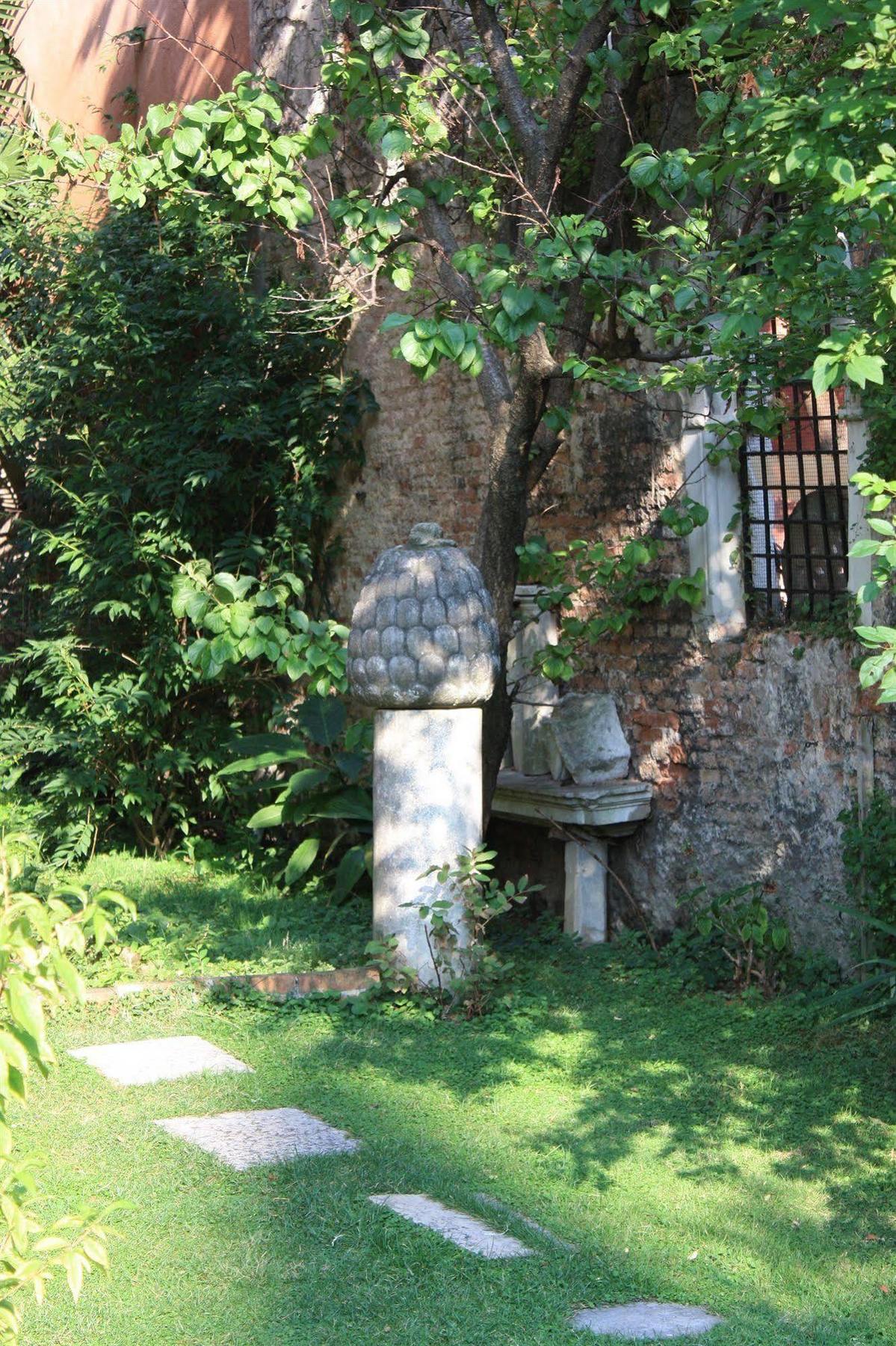 Appartamento Garden Ca' Rezzonico Venice Exterior photo